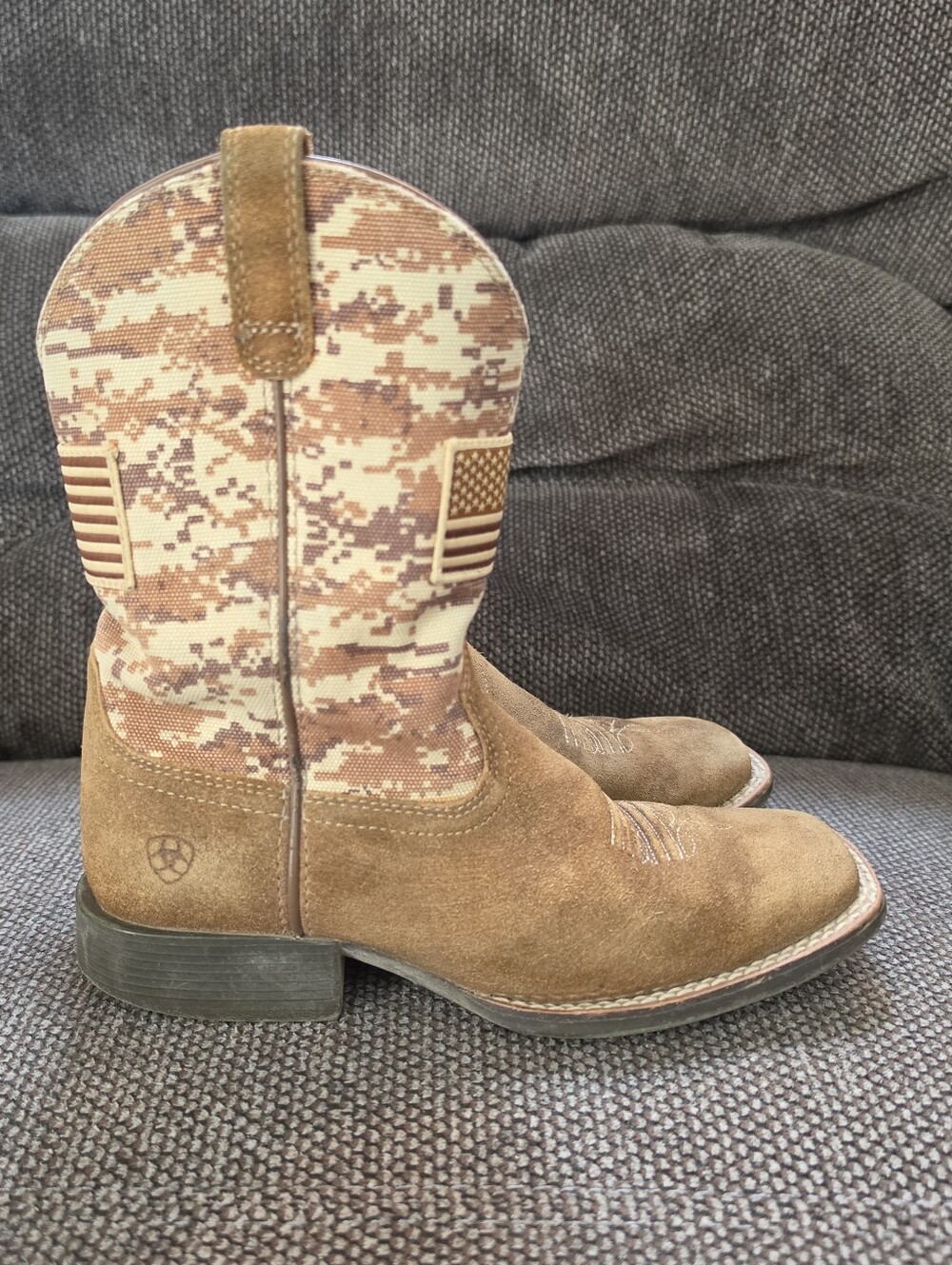 Ariat Patriot Boots Kids Size 2 Youth Western/Sand Camo Print American Flag